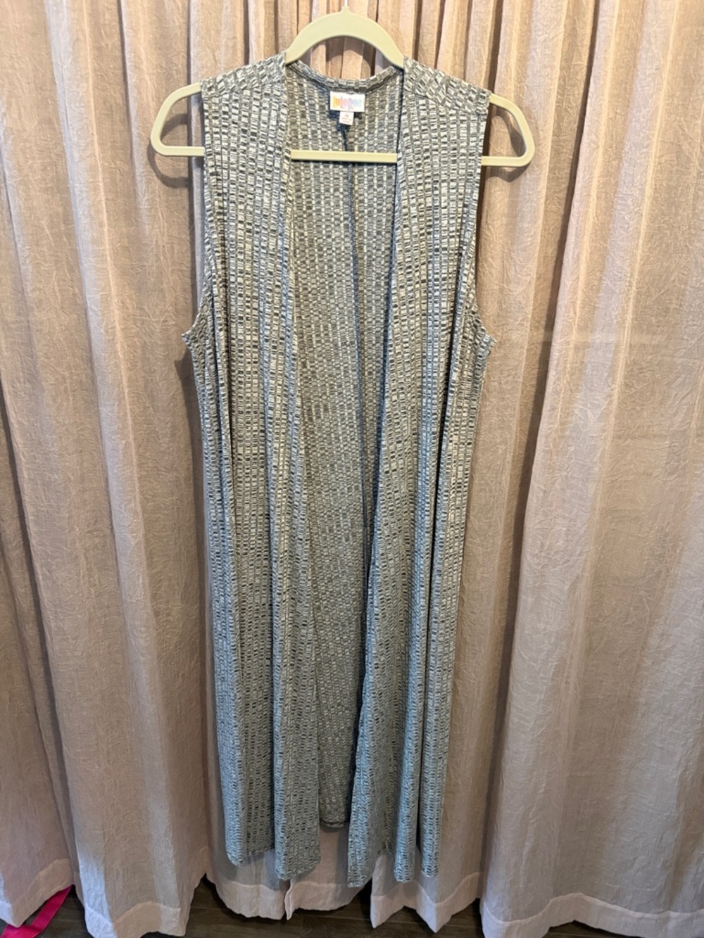 LuLaRoe Gray Open-Front Sleeveless Duster Vest